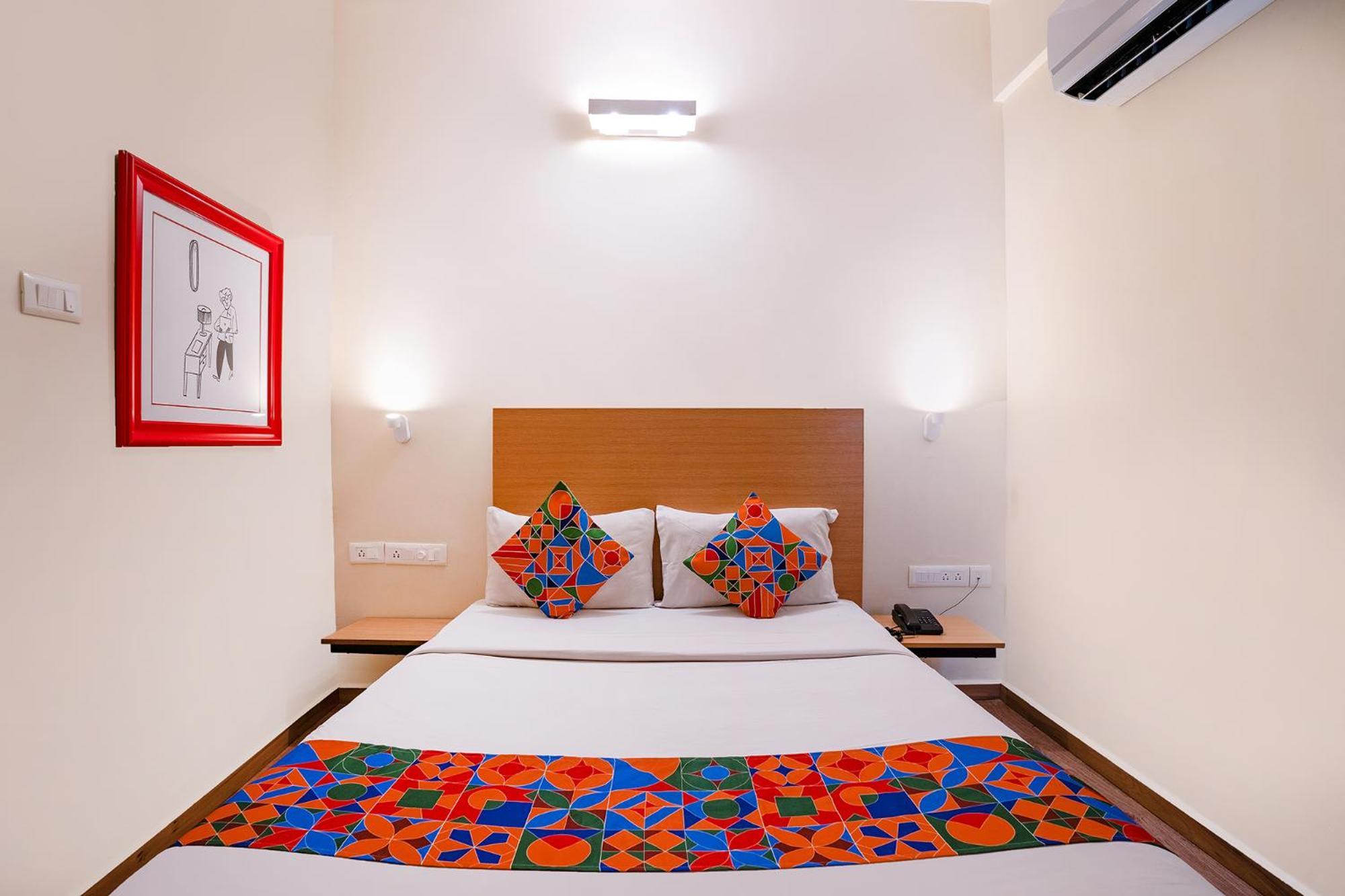 Fabhotel Royal Sterling- Manyata Tech Park Бангалор Экстерьер фото
